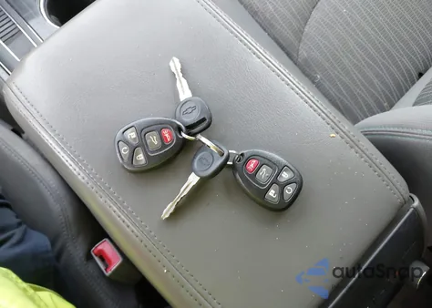 2014 Chevrolet Traverse 2Lt из США, поврежденный, VIN 1GNKVHKD1EJ177366